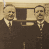 Fotografia do presidente dos Estados Unidos, Herbert Hoover, com o presidente eleito do Brasil, J&uacute;lio Prestes. Estados Unidos, 1930. APESP. 101.SG1.1.16.15